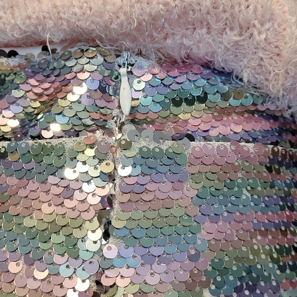 Urban Outfitters rainbow sequint Mini skirt. - Picture 9 of 10